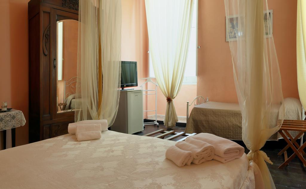 B&B Dimora Muzio And Restaurant Gallipoli Buitenkant foto