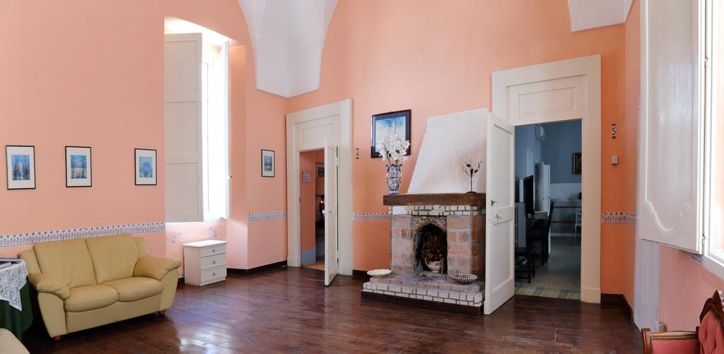 B&B Dimora Muzio And Restaurant Gallipoli Buitenkant foto