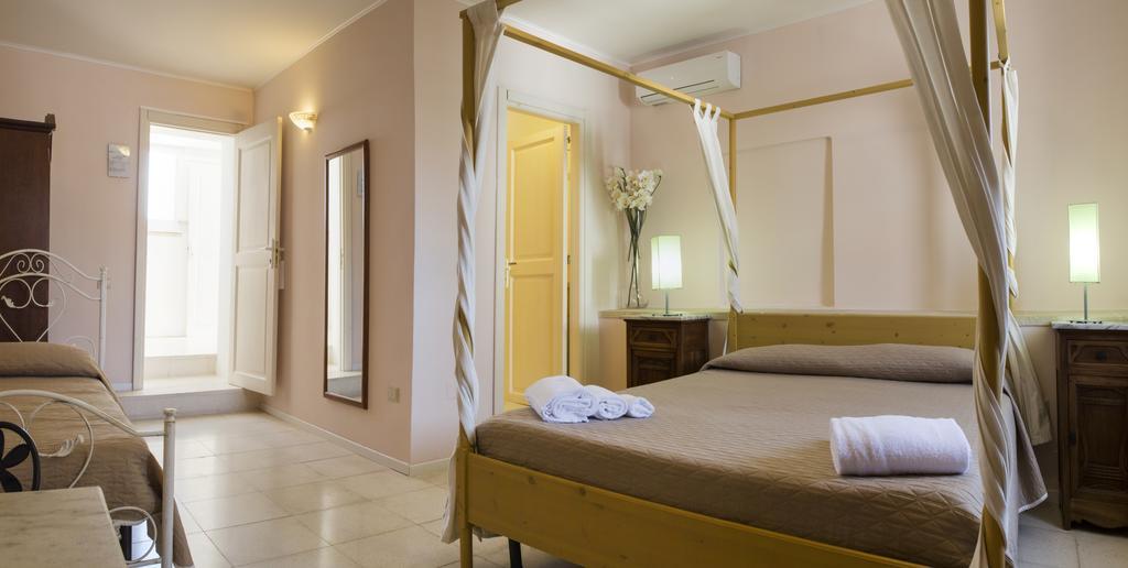 B&B Dimora Muzio And Restaurant Gallipoli Buitenkant foto