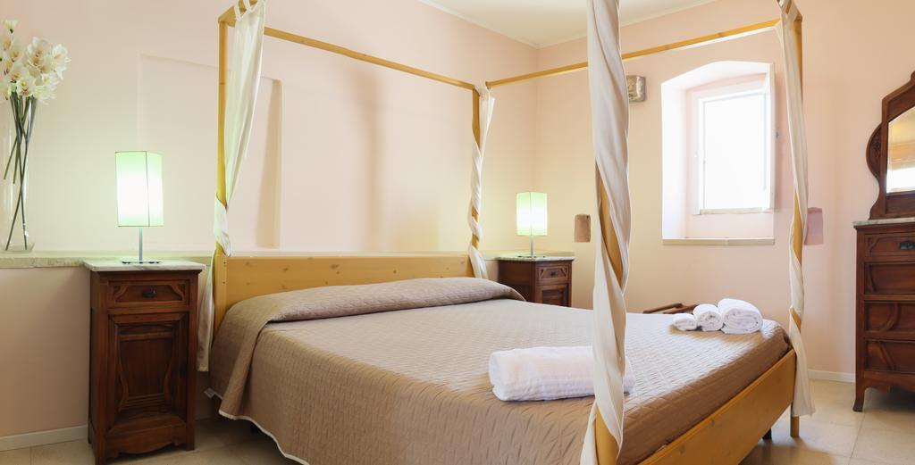 B&B Dimora Muzio And Restaurant Gallipoli Buitenkant foto