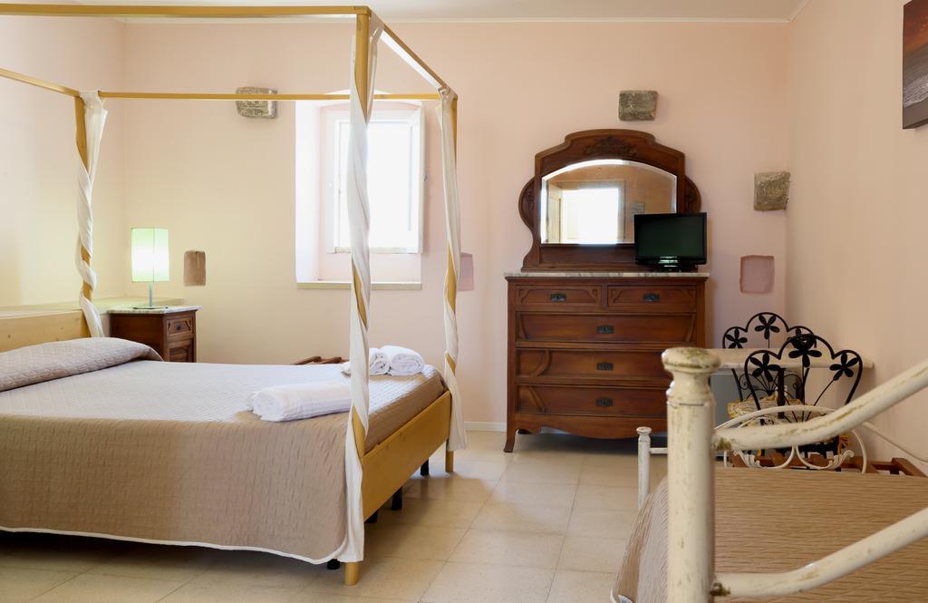 B&B Dimora Muzio And Restaurant Gallipoli Buitenkant foto